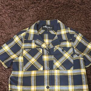 Vintage Style 1940’s Repro Women’s AstroBettie Flannel Plaid Shirt. 
Like New